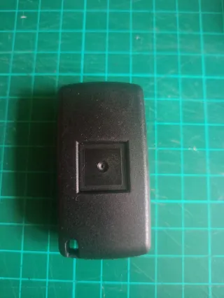 Recambio carcasa llave Peugeot CE0536 soporte pila