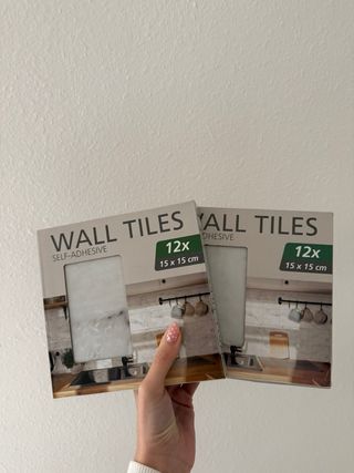 Baldosas pared autoadhesivas