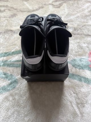 Adidas Samba Classic.