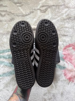 Adidas Samba Classic.