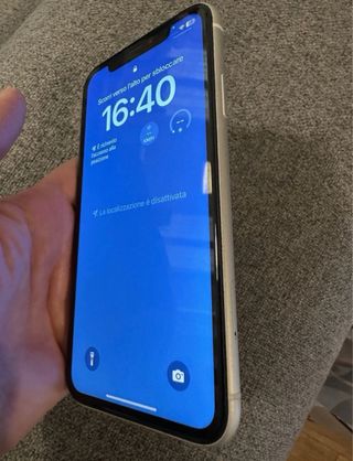 iPhone XR Blanco 64GB Como Nuevo Batería 80%