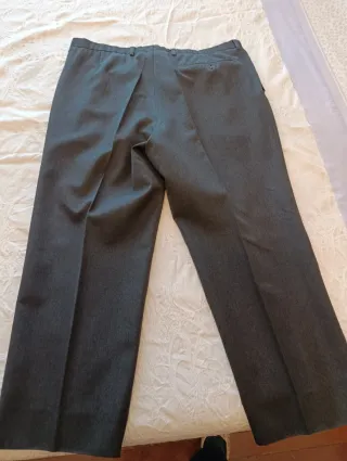 Pantalón Burberry gris de vestir