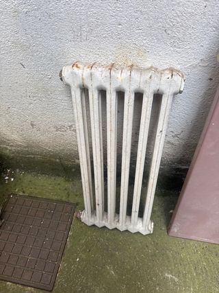 Radiador antiguo hierro fundido