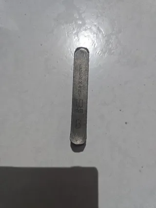 Troqueladora letras y números 10mm