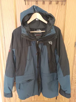 Chaqueta The North Face 2 en 1 Negra/Azul