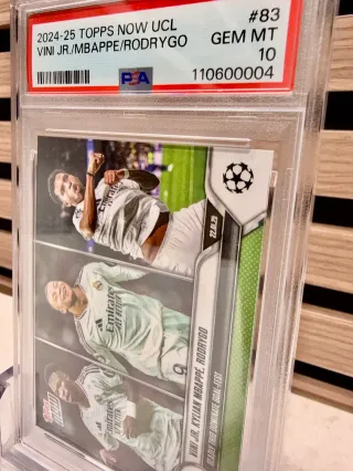 Cromo de Vini Jr + Mbappe + Rodrygo en PSA 10