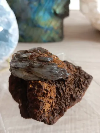 Baritina sobre Limonita