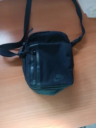 Bandolera Nike Negra