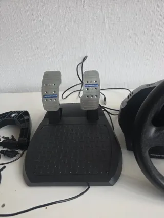 Volante da corsa Thrustmaster T300 RS PS4/PS3