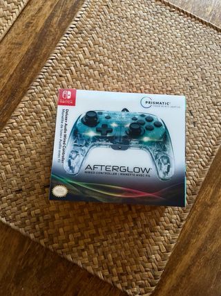 Mando Nintendo Switch Afterglow Deluxe+ Audio