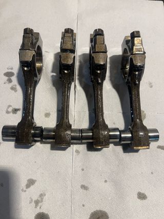 Bielas y bulones Seat 850