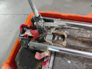 Cortador de cerámica profesional Rubí