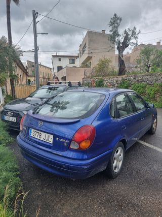 Toyota Corolla 1998 con itv