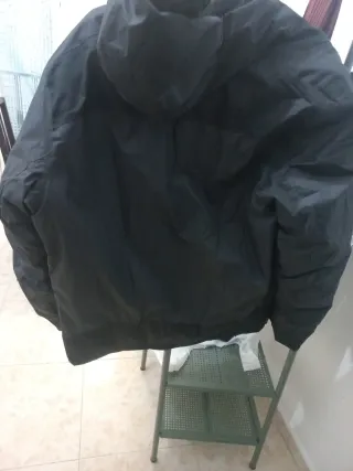 Abrigo Quechua NH500 Negro