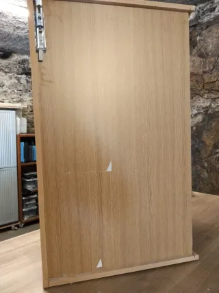 Mueble alto esquinero de cocina de madera de haya