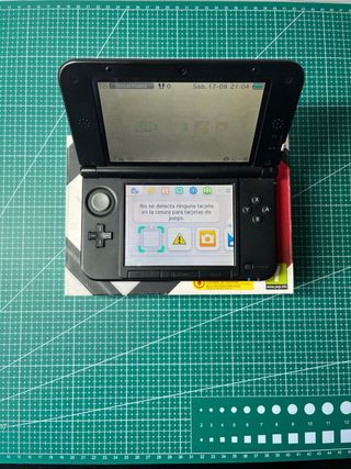 Nintendo 3DS XL Roja y Negra