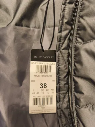 Abrigo Betty Barclay T38 Gris