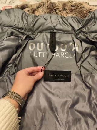 Abrigo Betty Barclay T38 Gris