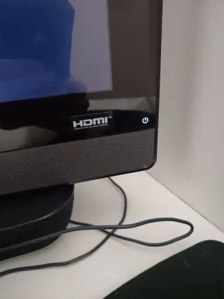 Acer All-in-One 23 Táctil 1TB + Teclado y Ratón