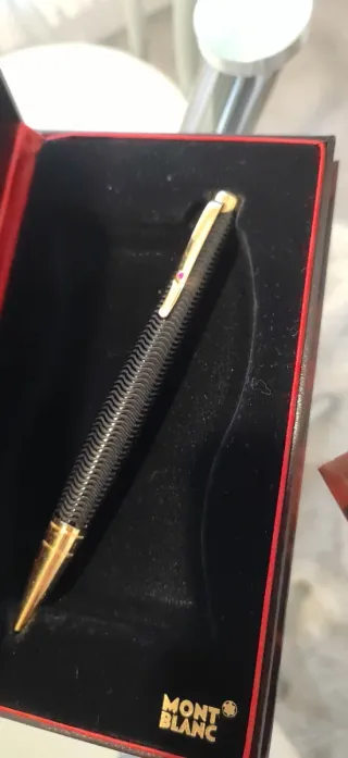 Bolígrafo Montblanc Edición Limitada Virginia Wool