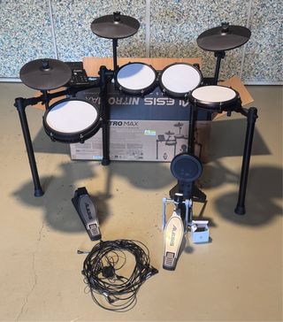 Batería Electrónica Alesis Nitro Max