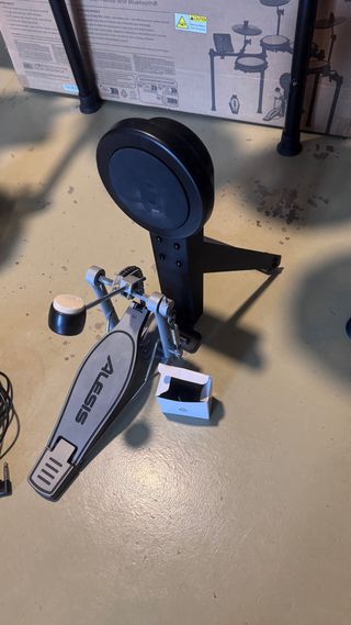 Batería Electrónica Alesis Nitro Max