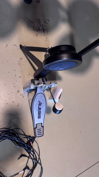 Batería Electrónica Alesis Nitro Max