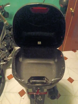 Maleta Baúl Moto Givi