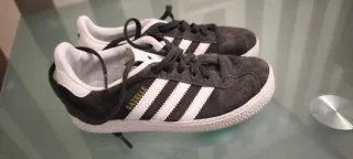 Adidas Gazelle Gris Talla 31.5