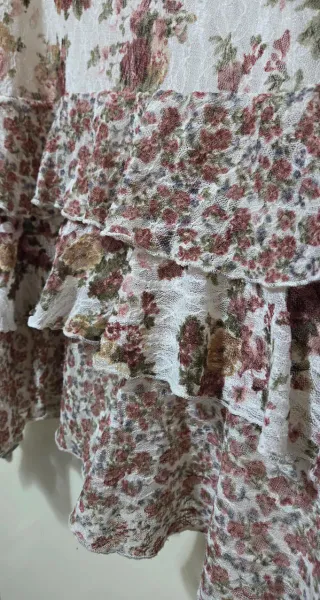 Vestido volantes Promod