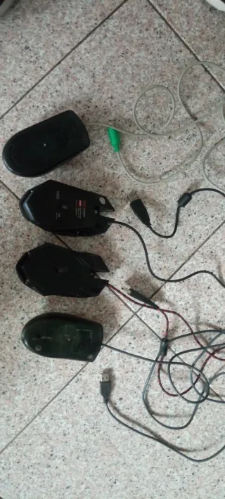 Lote 4 Ratones Ordenador (Beige y Negro)