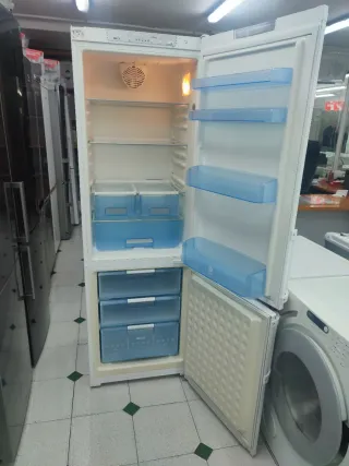 Nevera marca Balay 185/60cm con garantía transport