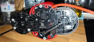 Cafetera cápsulas roja De'Longhi