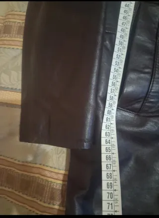 Giaccone uomo in pelle marrone con zip