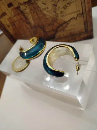 Orecchini mezzo cerchio smaltati