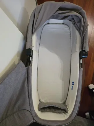 Capazo Nuna Triv Next Gris