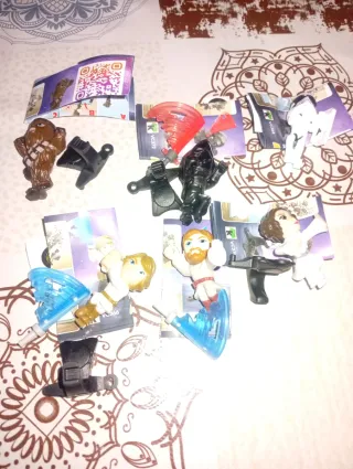 Muñecos Star Wars Kinder Sorpresa 2:50 cada una