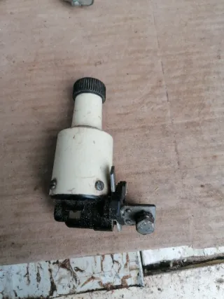 Dinamo y focos para bicicleta