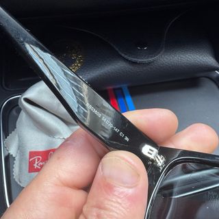 Gafas de sol Ray-Ban negras casi nuevas