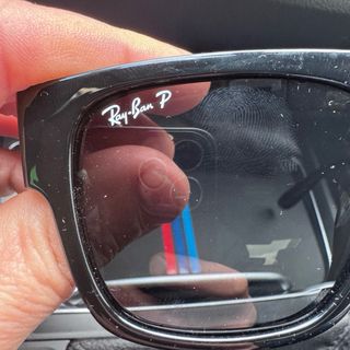 Gafas de sol Ray-Ban negras casi nuevas