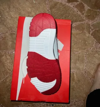 Nike Cross Trainer Low Blancas Rojas