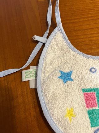 Lote 4 Baberos Prénatal (3 redondos, 1 rectangular