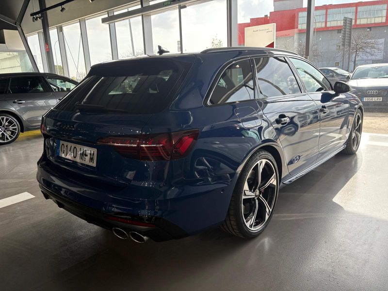 Audi S4 2023, foto 4