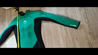 Traje de neopreno surf