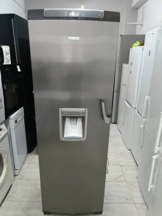 Frigorífico Electrolux Insight