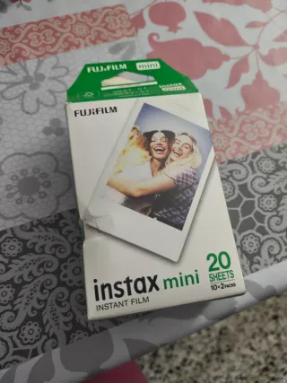 Instax Mini 12 Rosa + funda +
