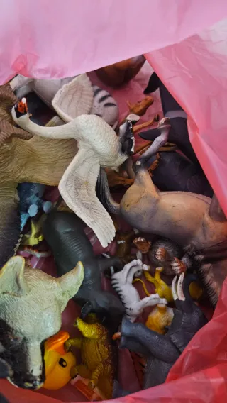 Lote de juguetes de animales