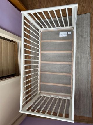 Cuna de bebé convertible