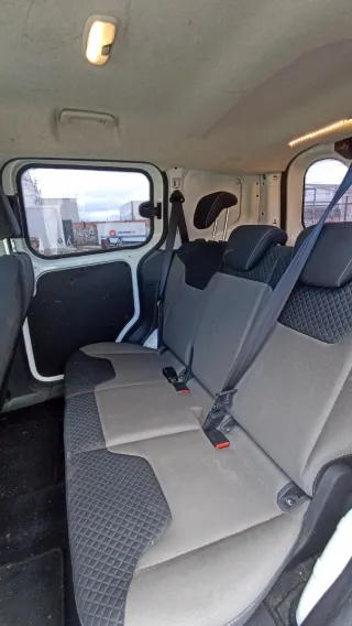 Ford Transit Courier 2017