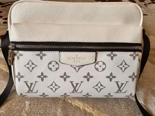 Bolso bandolera Louis Vuitton blanco